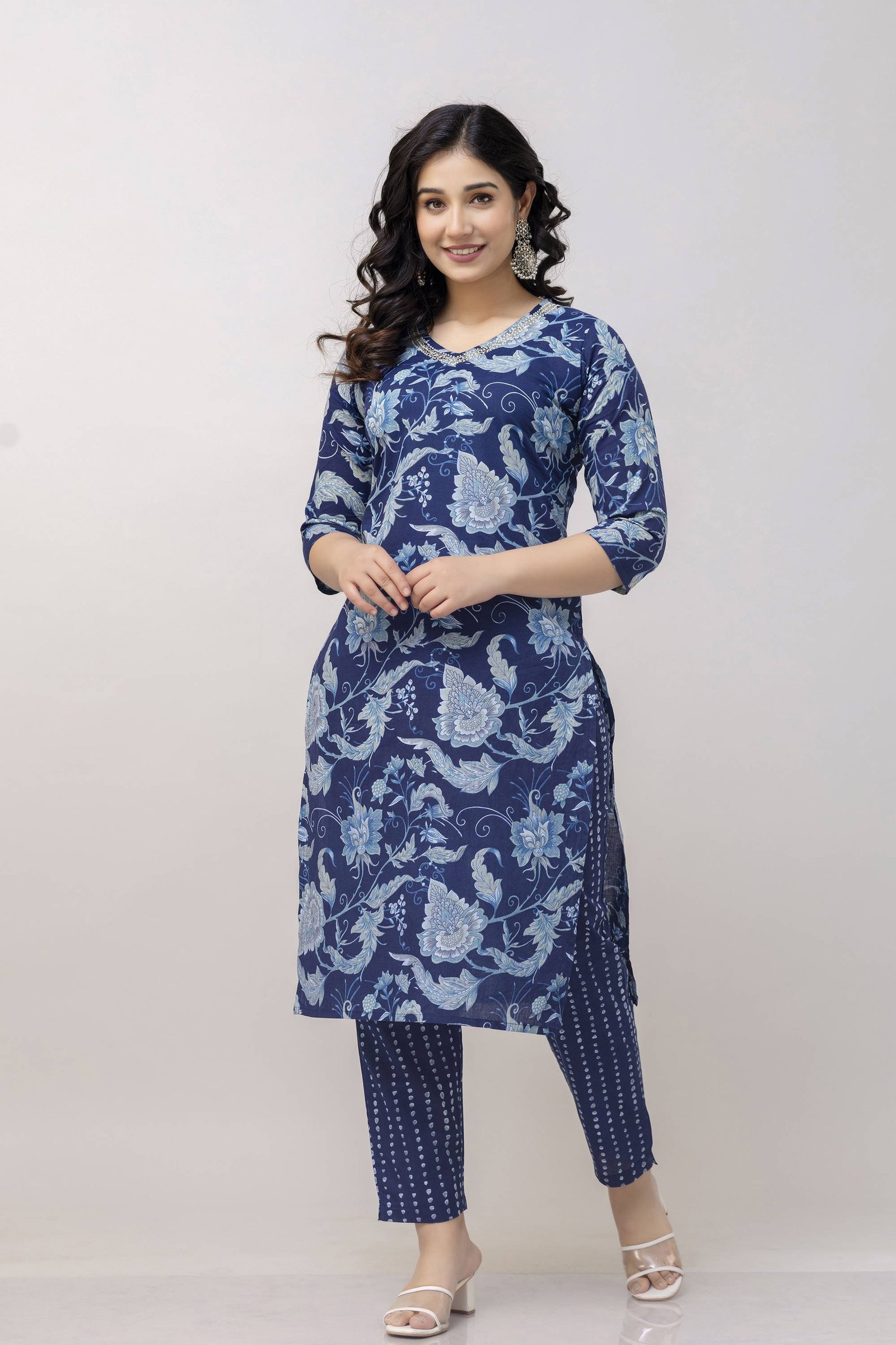 DARK BLUE DISCHARGE PRINT V NECK 3 PCS SET